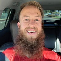 Testi-Rusty-Osborne a man with a beard