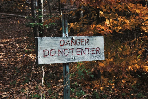 7 Warning Signs Of A Toxic Relationship