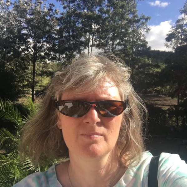 Clare Thomas