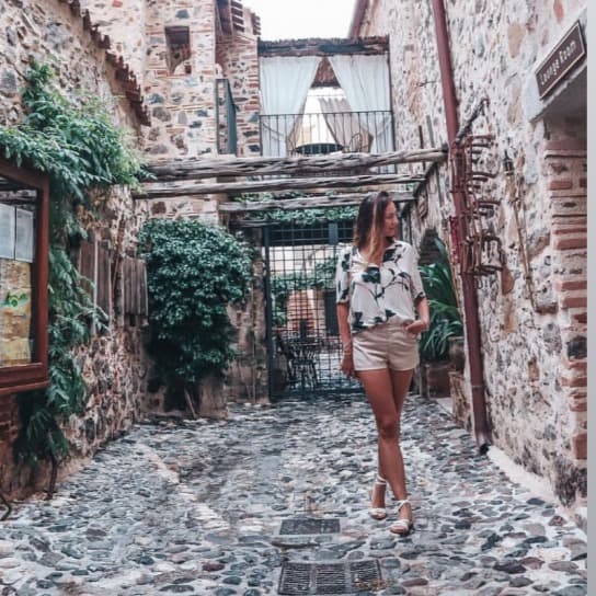 Oana g