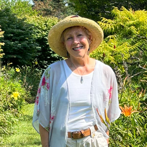 T Anne Sukova