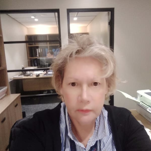 Gail Simon