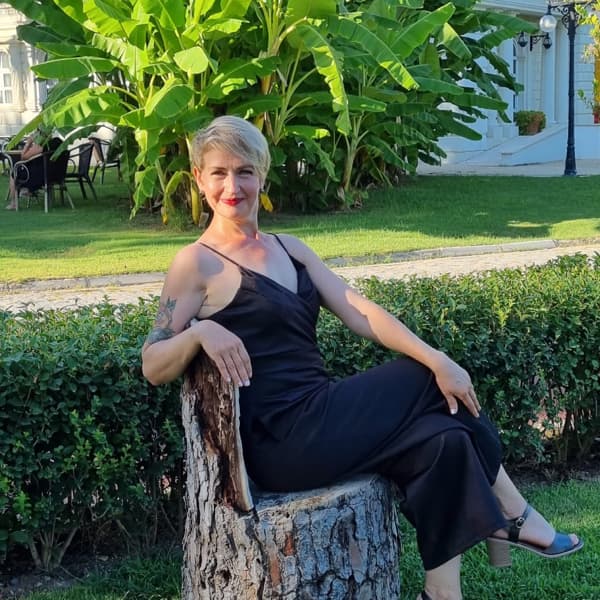 Irina Doncu