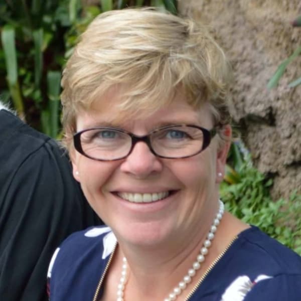 Tracey Messinger